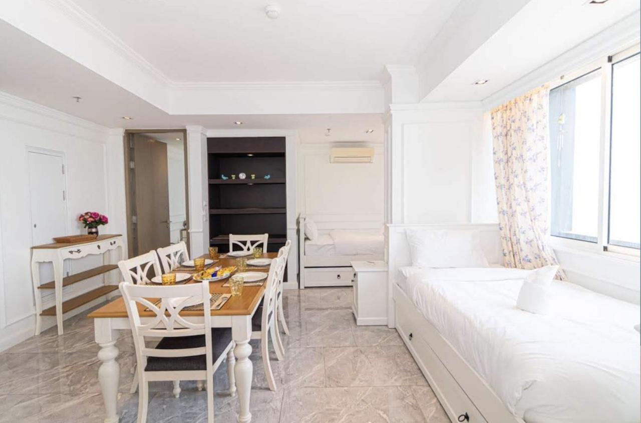Veranda Residence By Goldstar Group Pattaya Bagian luar foto