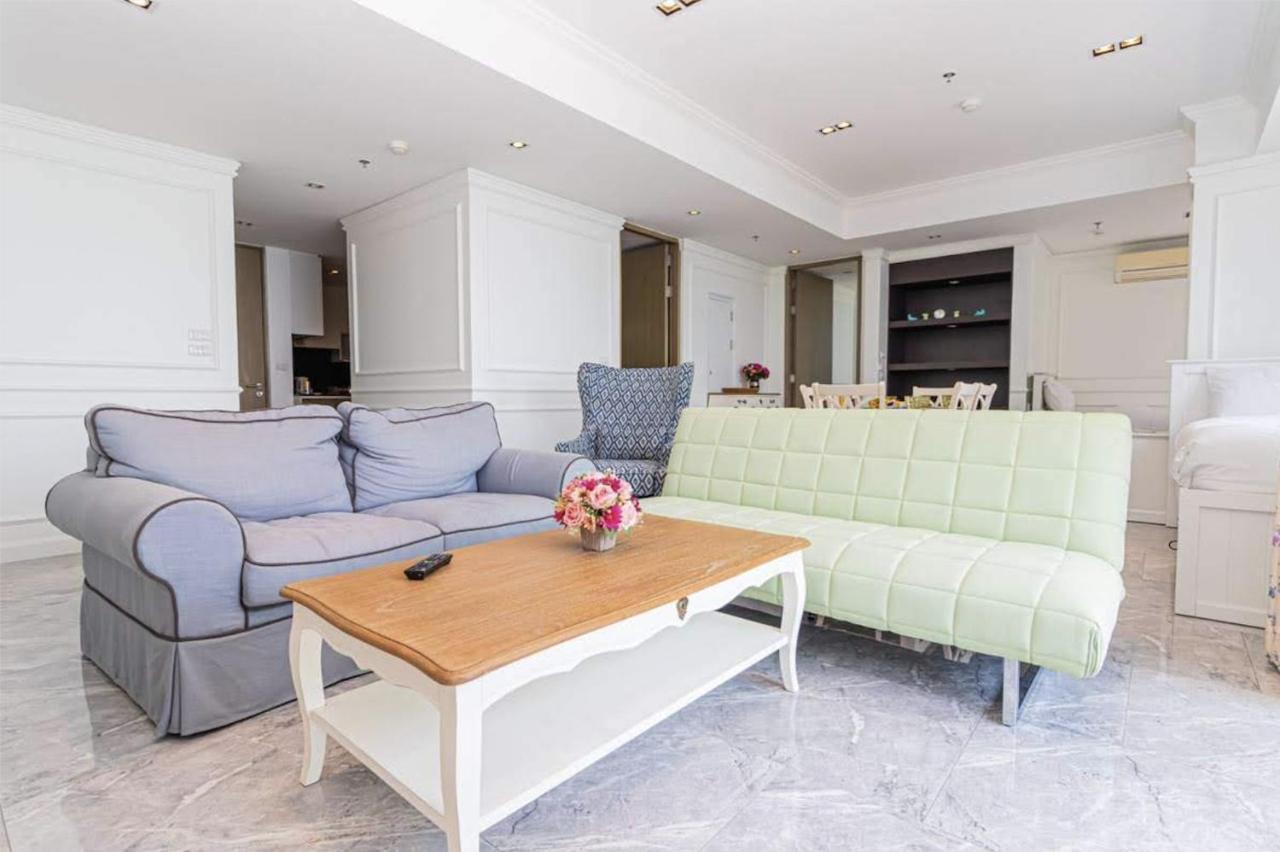 Veranda Residence By Goldstar Group Pattaya Bagian luar foto