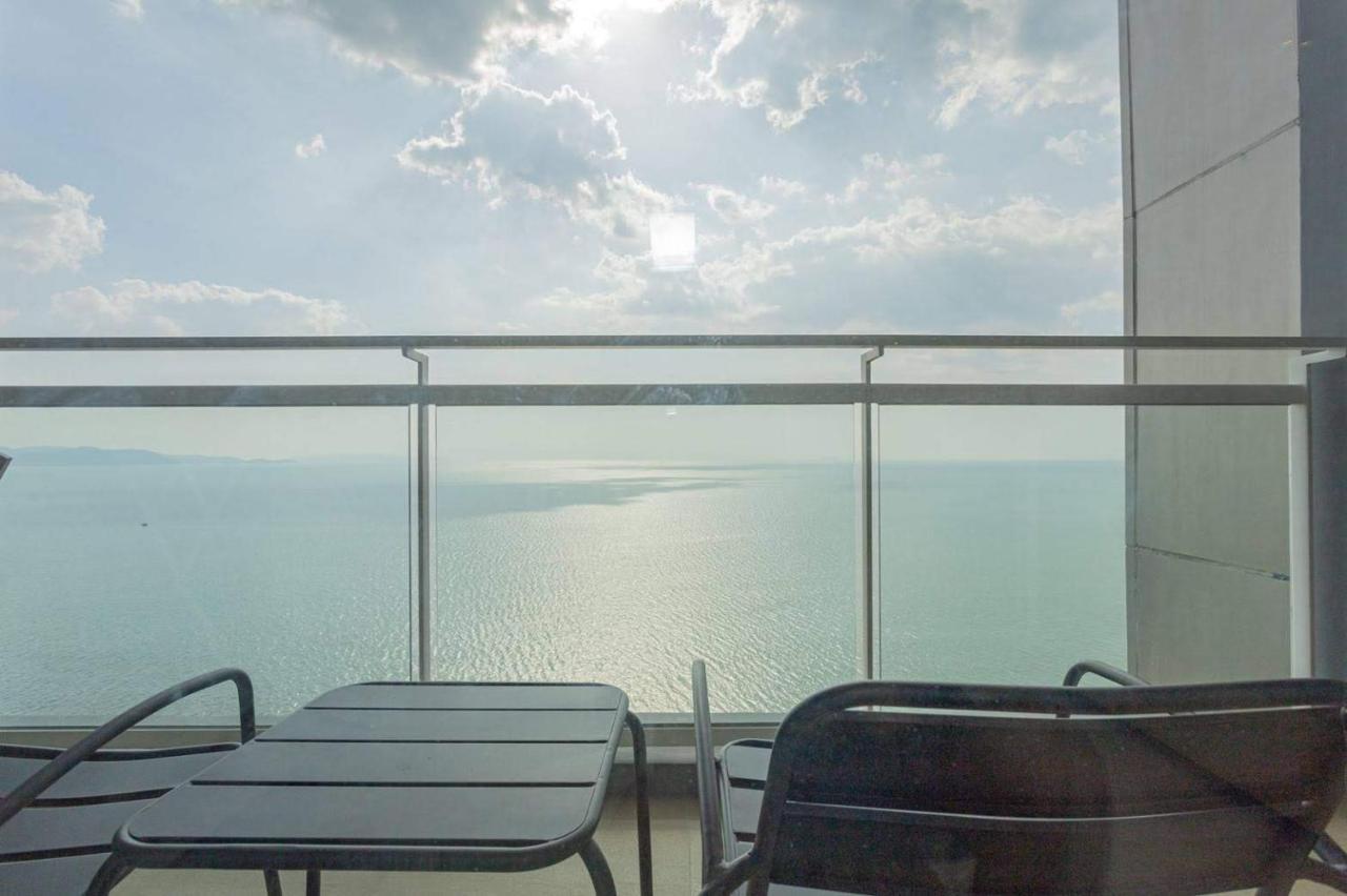 Veranda Residence By Goldstar Group Pattaya Bagian luar foto